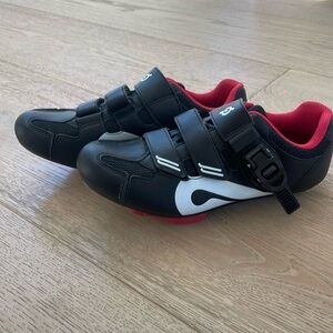 Barely worn Peloton shoes, size 38 (women’s 6.5/7)